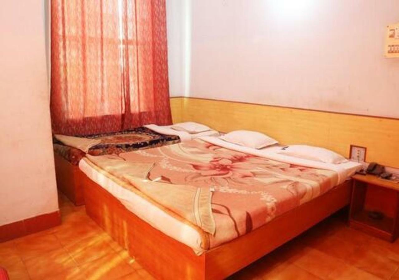 Hotel Brindavan Guwahati Exteriör bild