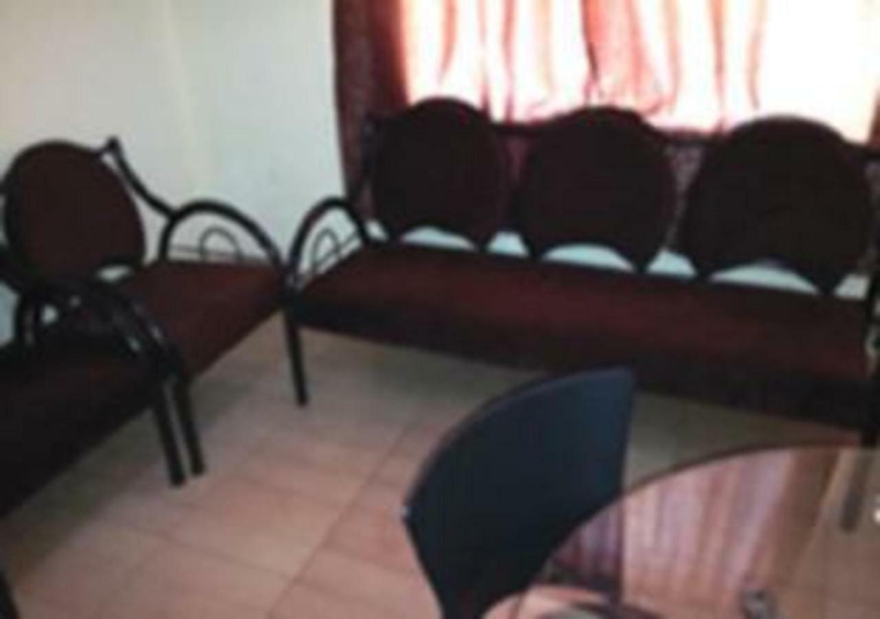 Hotel Brindavan Guwahati Exteriör bild