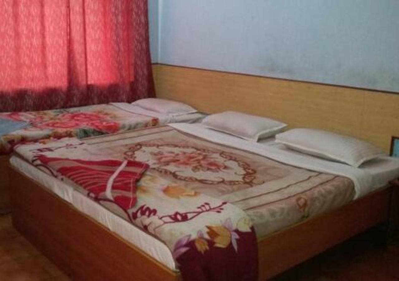 Hotel Brindavan Guwahati Exteriör bild
