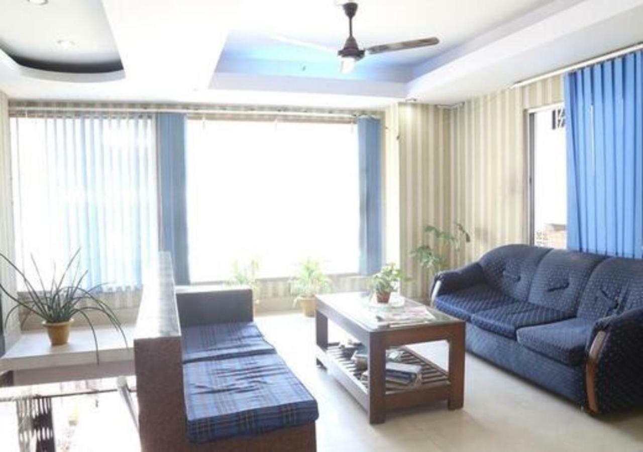 Hotel Brindavan Guwahati Exteriör bild